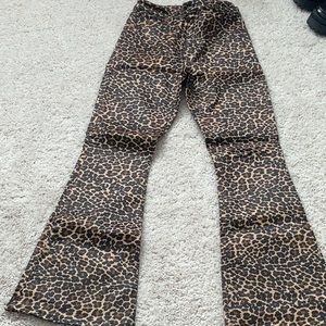 Leopard print jeans